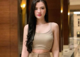 "Layanan pijat panggilan profesional di kamar hotel dekat Bandara Soekarno Hatta"
