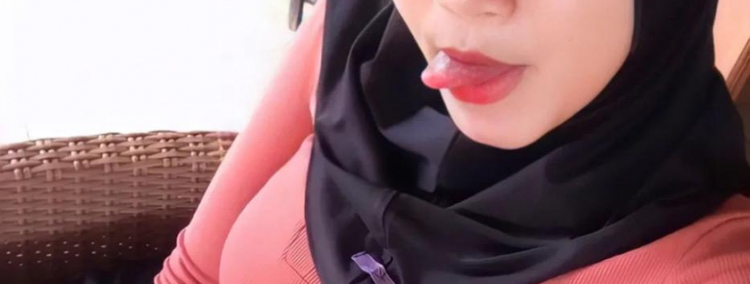 "tukang pijat panggilan karawang dari violahappymassage"